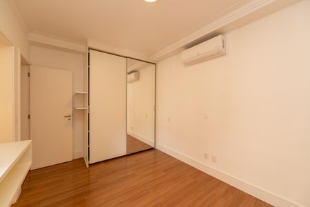 Apartamento para alugar com 238m², 4 quartos e 3 vagasSuite 3