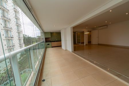 Apartamento para alugar com 238m², 4 quartos e 3 vagasVaranda da Sala