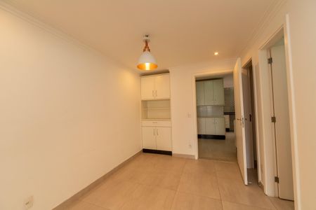 Apartamento para alugar com 238m², 4 quartos e 3 vagasDispensa