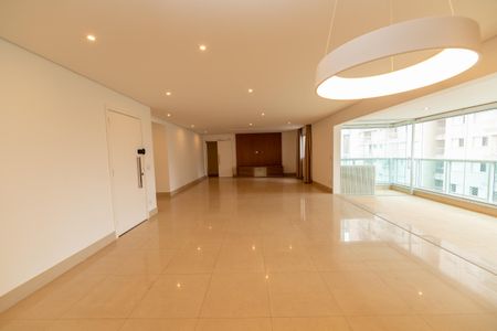 Apartamento para alugar com 238m², 4 quartos e 3 vagasSala