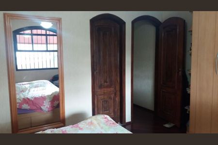 Casa à venda com 3 quartos, 211m² em Vila Matilde, São Paulo