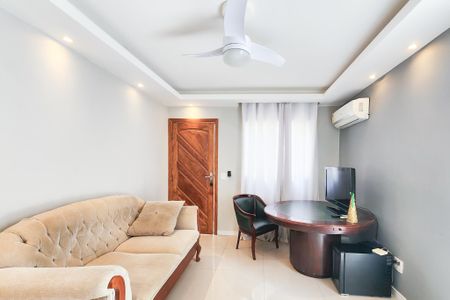 Casa à venda com 141m², 4 quartos e 1 vagaSala 2