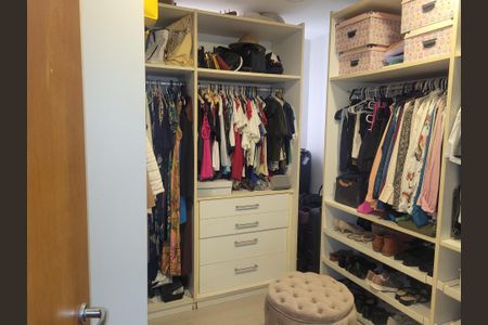 Casa à venda com 4 quartos, 141m² em Botafogo, Rio de Janeiro