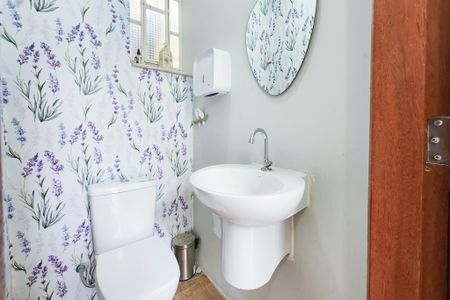 Casa à venda com 141m², 4 quartos e 1 vagaLavabo