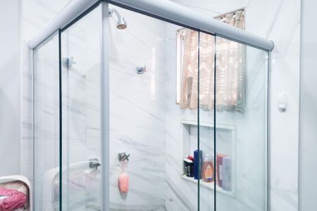 Casa à venda com 141m², 4 quartos e 1 vagaBanheiro 4