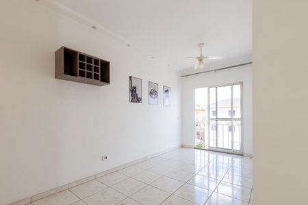 Sala de apartamento para alugar com 3 quartos, 66m² em Guatupê, São José dos Pinhais