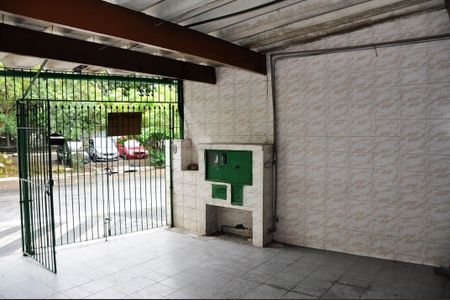 Casa para alugar com 200m², 1 quarto e 1 vaga Casa para alugar com 200m², 1 quarto e 1 vagaGaragem