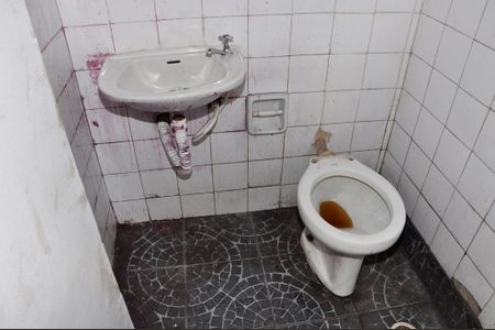 Casa para alugar com 200m², 1 quarto e 1 vaga Casa para alugar com 200m², 1 quarto e 1 vagaDetalhe - Lavabo 01