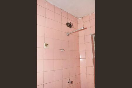 Casa para alugar com 200m², 1 quarto e 1 vaga Casa para alugar com 200m², 1 quarto e 1 vagaDetalhe - Banheiro Social