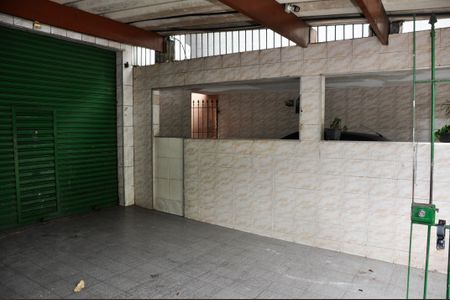 Casa para alugar com 200m², 1 quarto e 1 vaga Casa para alugar com 200m², 1 quarto e 1 vagaGaragem