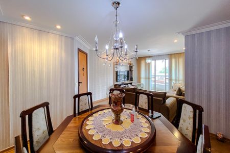 Apartamento à venda com 105m², 3 quartos e 2 vagasSala