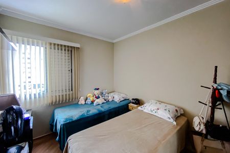 Apartamento à venda com 105m², 3 quartos e 2 vagasQuarto 2