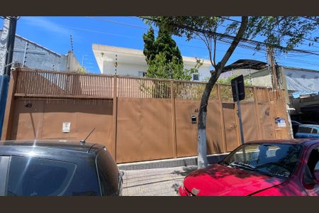 Casa para alugar com 451m², 4 quartos e 6 vagasFachada