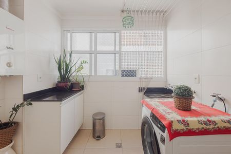 Apartamento à venda com 143m², 3 quartos e 1 vagaÁrea de Serviço