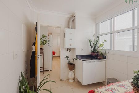 Apartamento à venda com 143m², 3 quartos e 1 vagaÁrea de Serviço