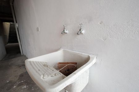 Casa para alugar com 80m², 2 quartos e sem vagaÁrea de Serviço