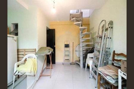 Casa à venda com 3 quartos, 184m² em Santana, São Paulo