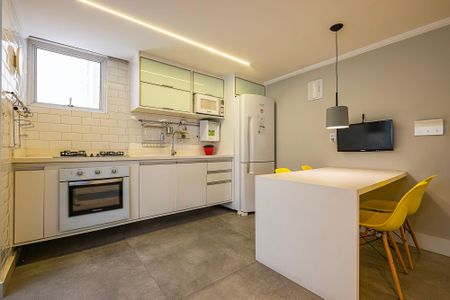 Apartamento à venda com 90m², 1 quarto e 1 vagaSala/Cozinha