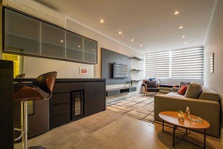 Sala de apartamento para alugar com 2 quartos, 90m² em Cerqueira César, São Paulo