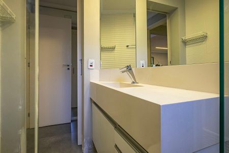 Apartamento à venda com 90m², 1 quarto e 1 vagaSuíte - Banheiro