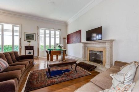 Casa à venda com 4 quartos, 360m² em Morumbi, São Paulo