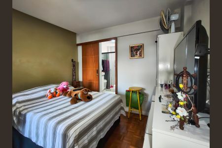 Apartamento à venda com 82m², 2 quartos e 1 vagaSuíte