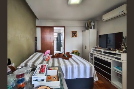 Apartamento à venda com 82m², 2 quartos e 1 vagaSuíte