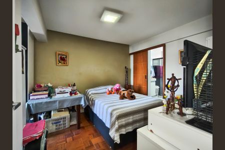 Apartamento à venda com 82m², 2 quartos e 1 vagaSuíte