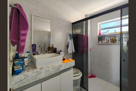 Apartamento à venda com 82m², 2 quartos e 1 vagaBanheiro da Suíte