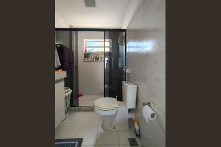 Apartamento à venda com 82m², 2 quartos e 1 vagaBanheiro da Suíte