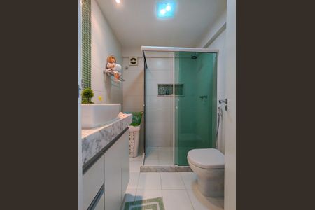 Apartamento à venda com 82m², 2 quartos e 1 vagaBanheiro Corredor