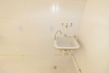 Apartamento para alugar com 45m², 2 quartos e 1 vaga Apartamento para alugar com 45m², 2 quartos e 1 vagaCozinha e Área de Serviço