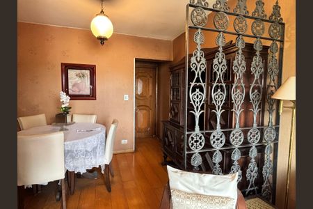 Apartamento à venda com 66m², 3 quartos e 1 vagaSala