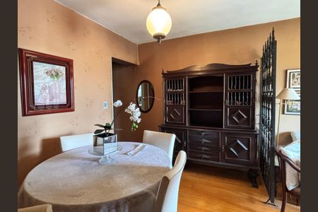 Apartamento à venda com 66m², 3 quartos e 1 vagaSala