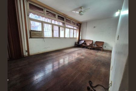 Apartamento à venda com 3 quartos, 120m² em Icaraí, Niterói