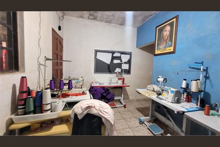 Casa à venda com 2 quartos, 290m² em Vila Jacuí, São Paulo