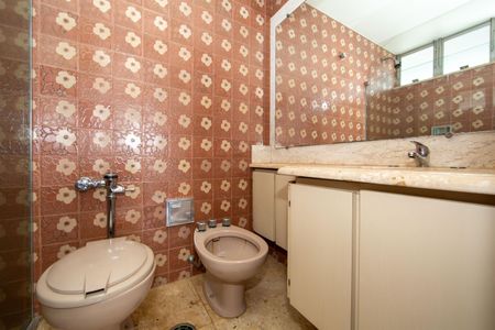 Apartamento à venda com 258m², 4 quartos e 1 vagaBANHEIRO1