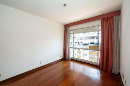 Apartamento à venda com 258m², 4 quartos e 1 vagaQUARTO1