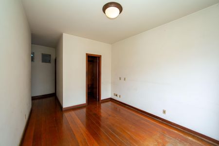 Apartamento à venda com 258m², 4 quartos e 1 vagaQUARTO4