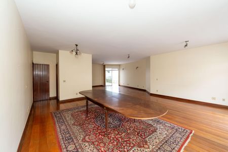 Apartamento à venda com 258m², 4 quartos e 1 vagaSALA