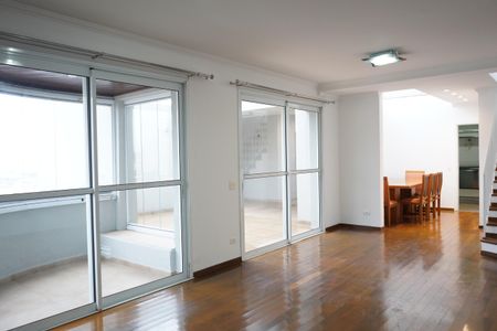 Apartamento para alugar com 3 quartos, 213m² em Cambuci, São Paulo
