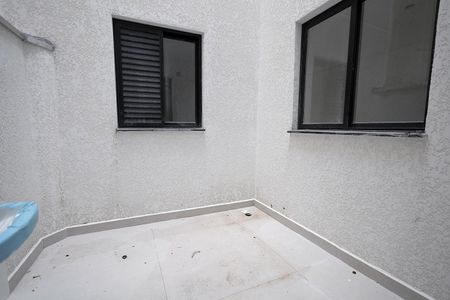 Apartamento à venda com 75m², 2 quartos e 1 vagaÁrea de Serviço