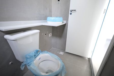 Apartamento à venda com 75m², 2 quartos e 1 vagaBanheiro Suíte