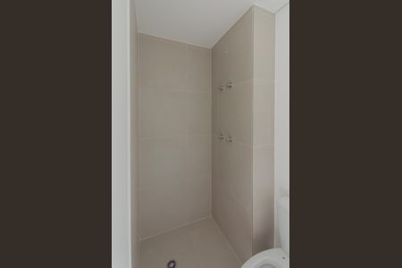 Apartamento à venda com 61m², 2 quartos e 1 vaga Apartamento à venda com 61m², 2 quartos e 1 vagaBanheiro da Suíte