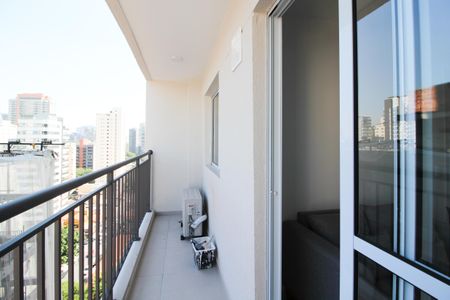 Varanda de kitnet/studio para alugar com 1 quarto, 30m² em Vila Olímpia, São Paulo