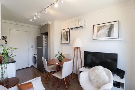 Apartamento à venda com 27m², 1 quarto e 1 vagaSala/Cozinha/Área de Serviço