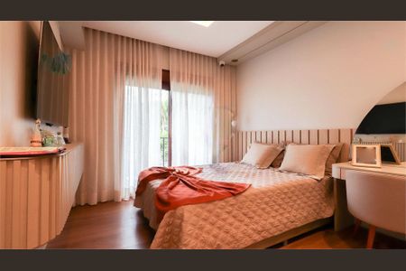 Casa de condomínio à venda com 668m², 3 quartos e 4 vagas