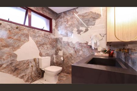 Casa de condomínio à venda com 668m², 3 quartos e 4 vagas