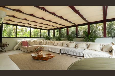 Casa de Condomínio à venda com 3 quartos, 668m² em Jardim Petropolis, São Paulo