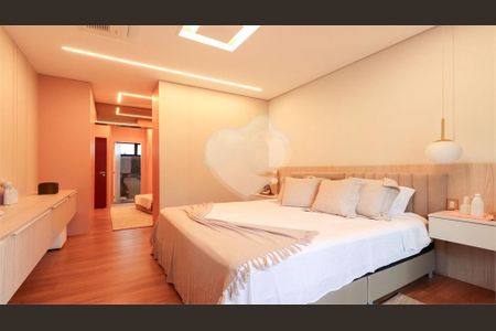 Casa de condomínio à venda com 668m², 3 quartos e 4 vagas